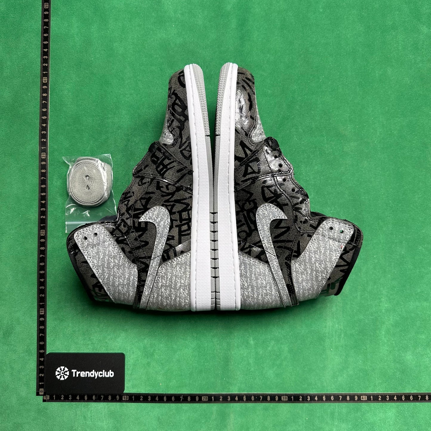 Air Jordan 1