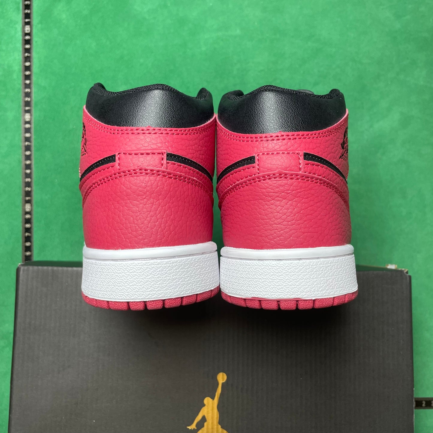 Air Jordan 1