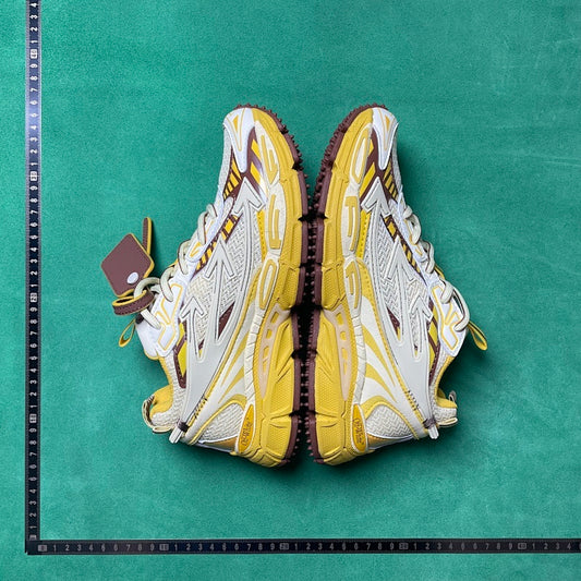 OffWhite - Be Right Back