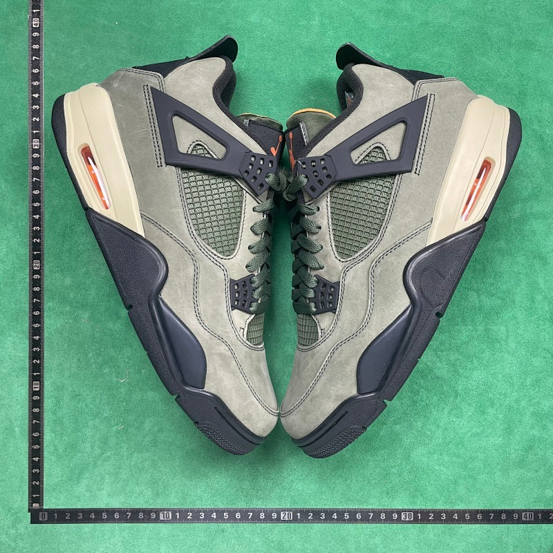 Air Jordan 4 Retro