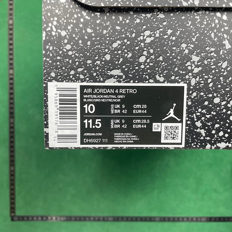 Air Jordan 4 Retro