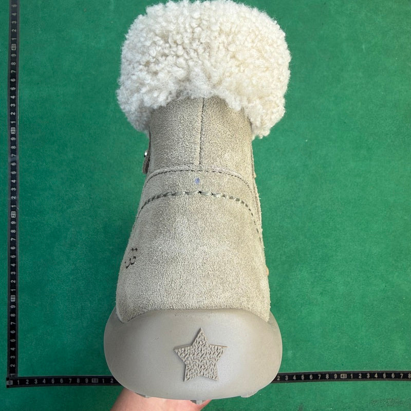 UGG