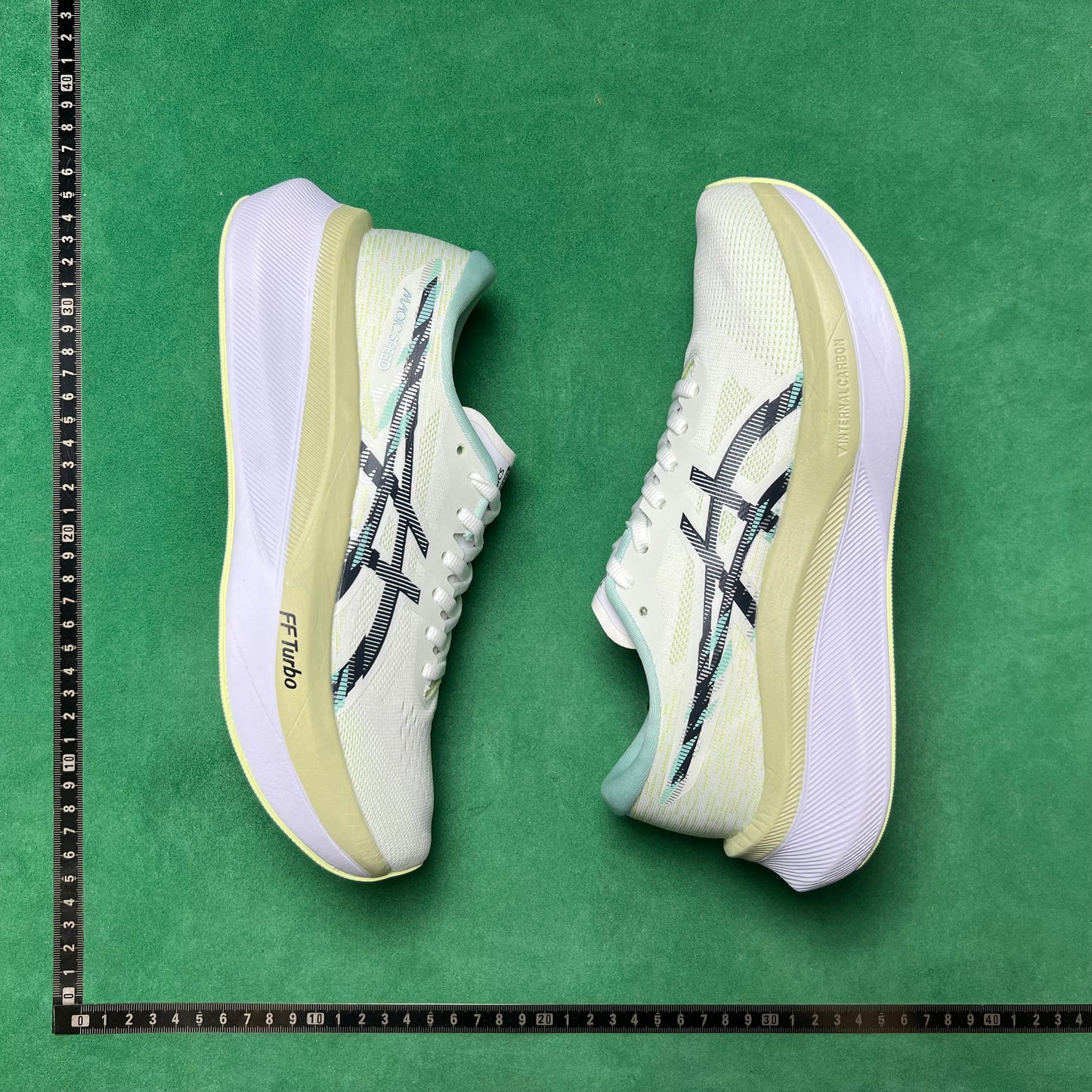 Asics Magic Speed 4