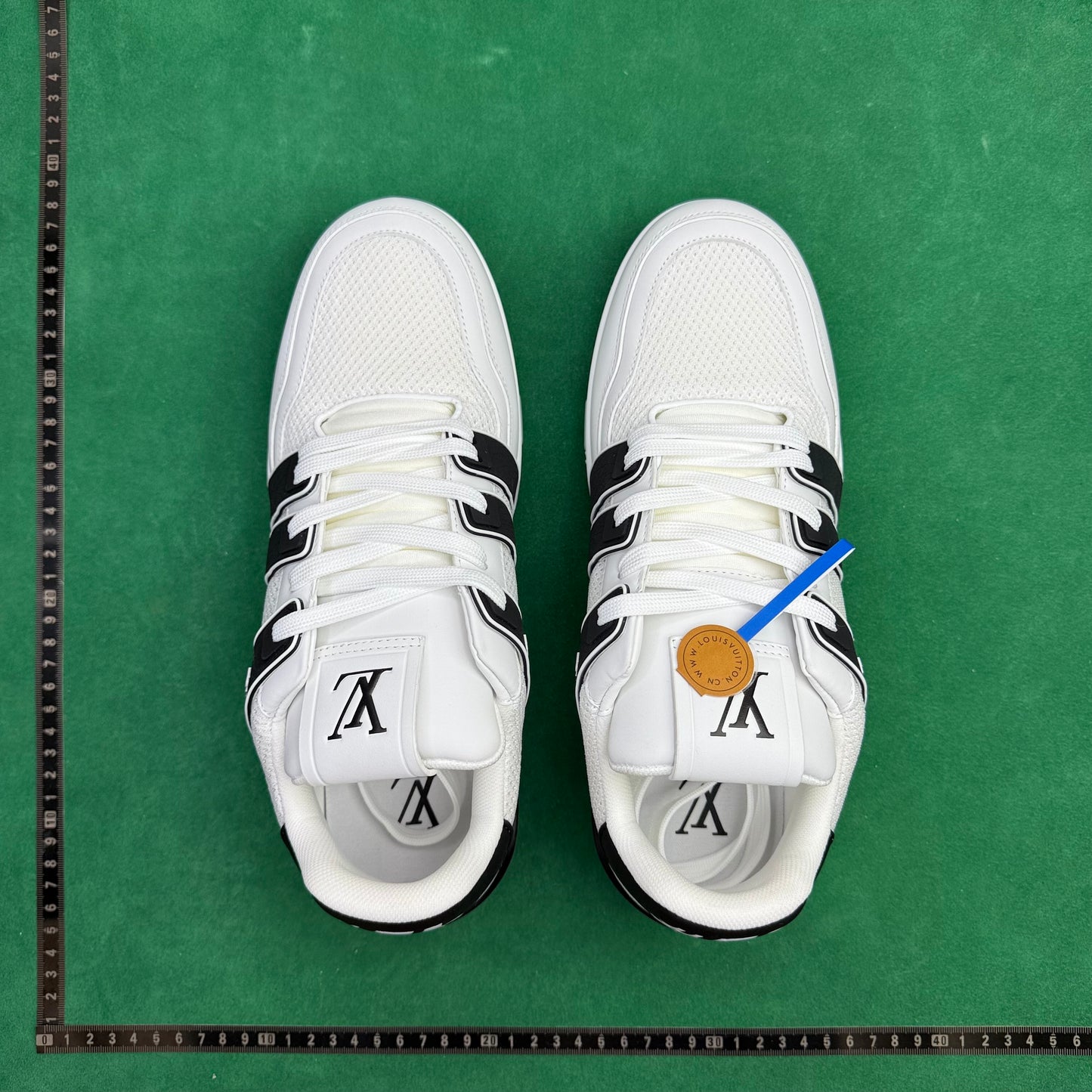 Louis Vuitton - BD Trainer