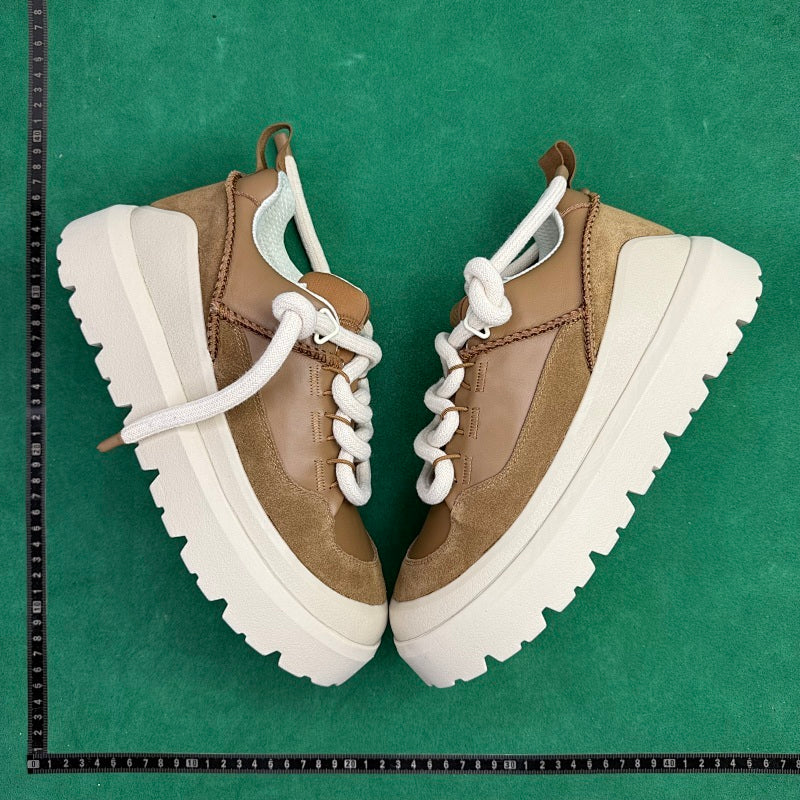 UGG
