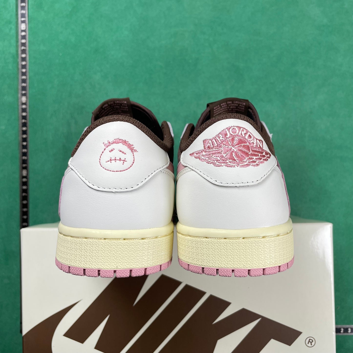 Air Jordan 1