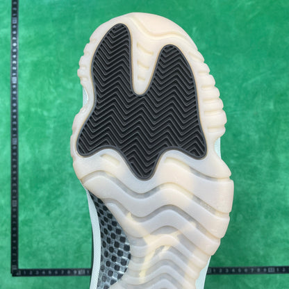 Air Jordan 11 WMNS Retro