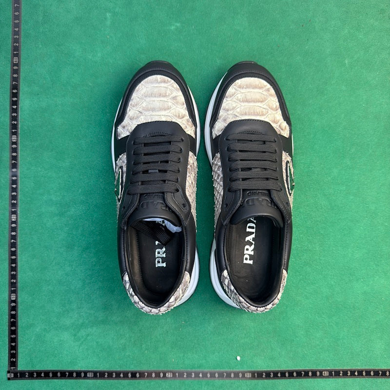 Prada - Prax