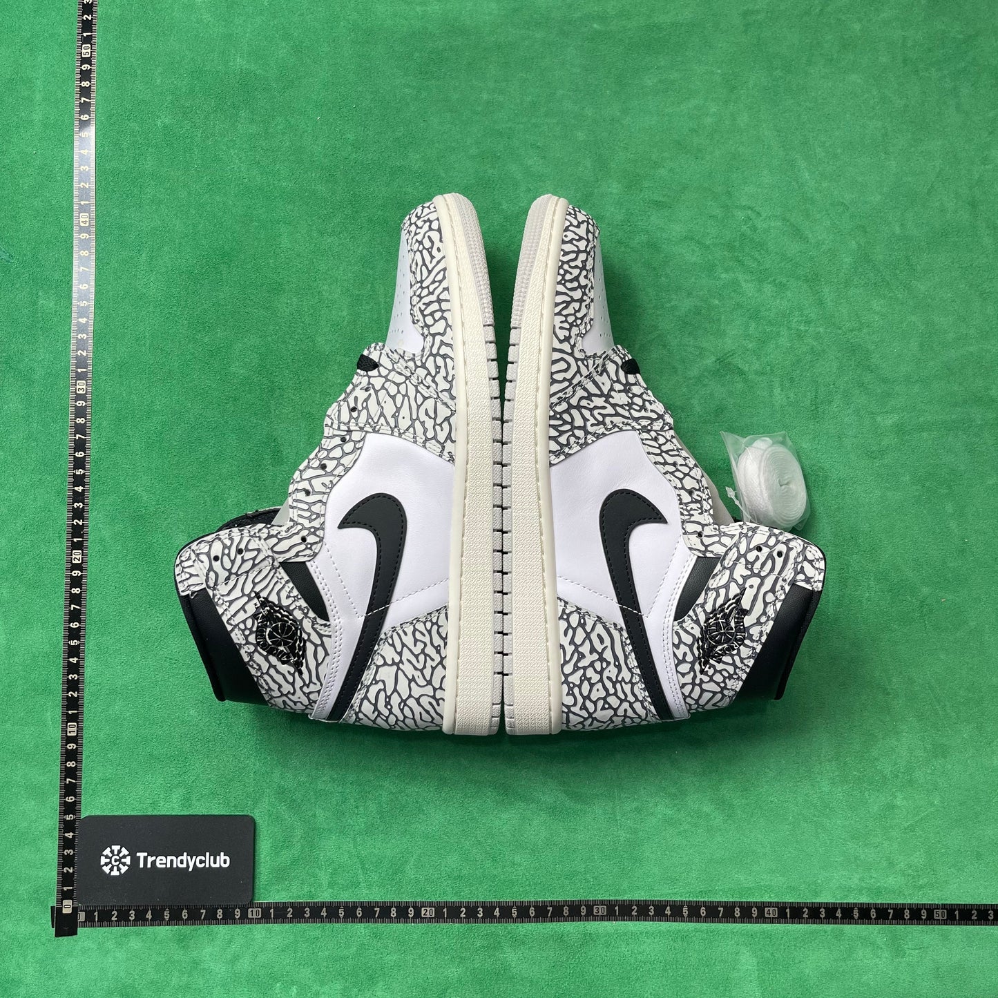 Air Jordan 1