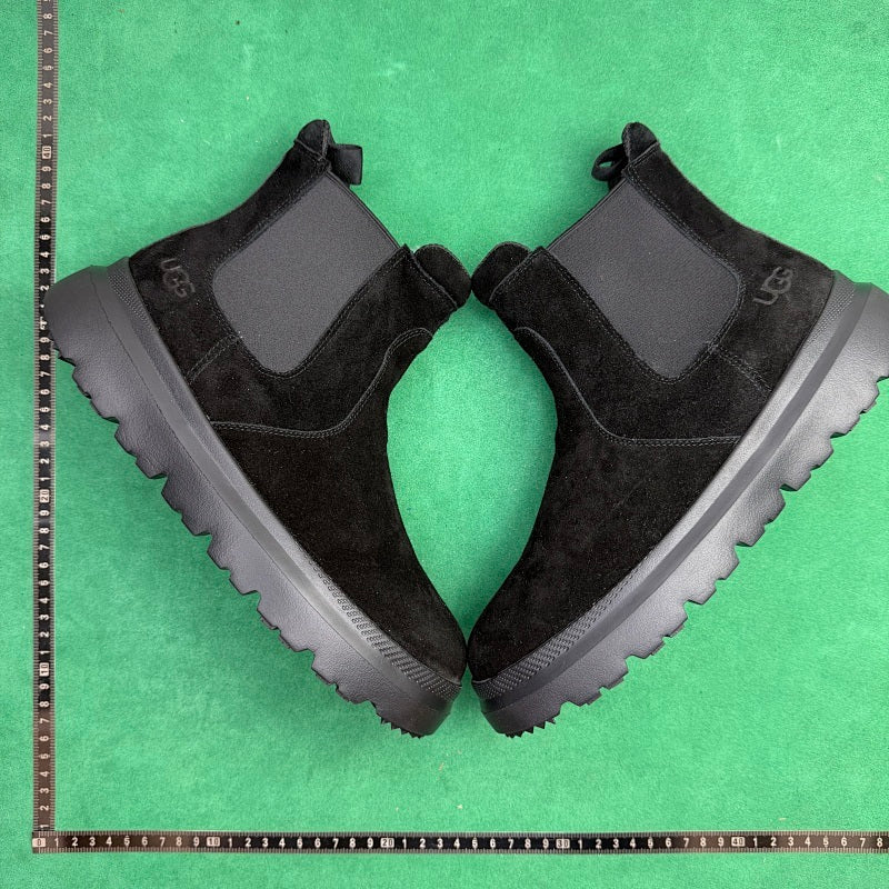 UGG