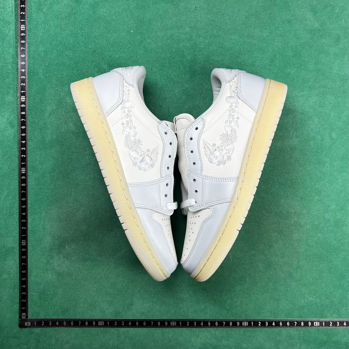 Air Jordan 1