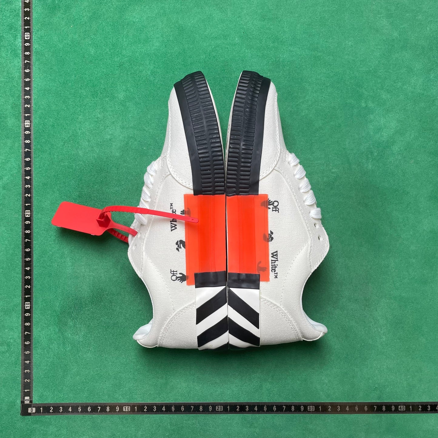 OffWhite - Gym Shoes Lover