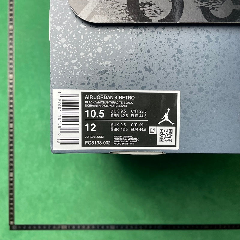 Air Jordan 4 Retro