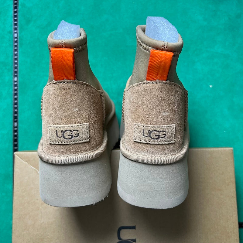 UGG