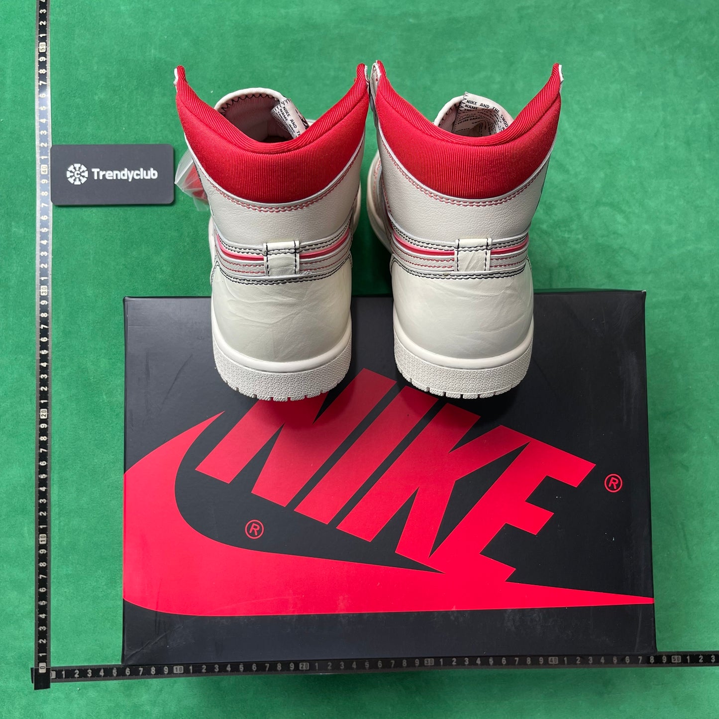 Air Jordan 1