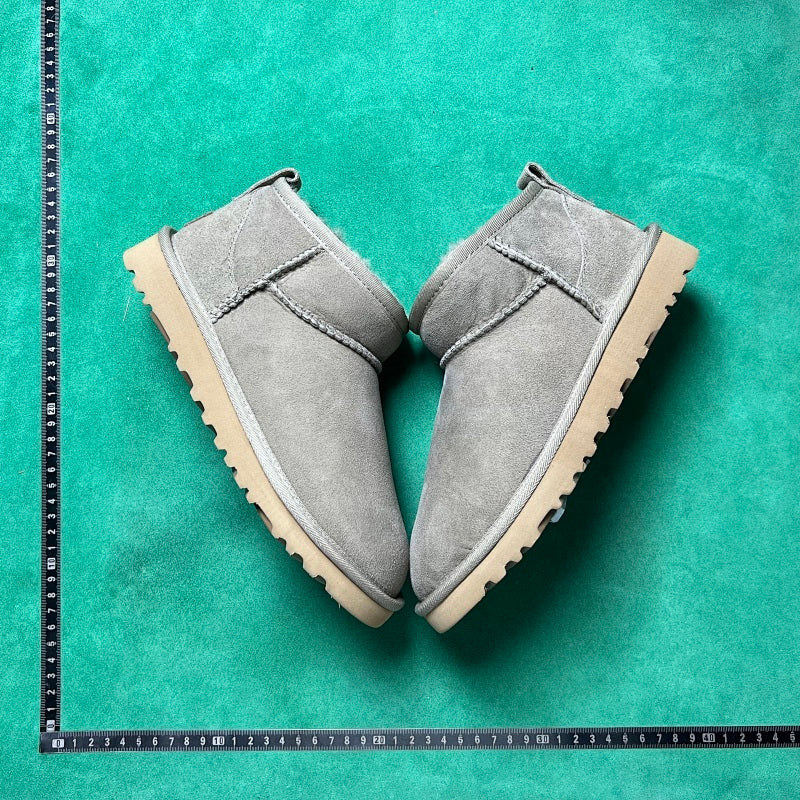 UGG