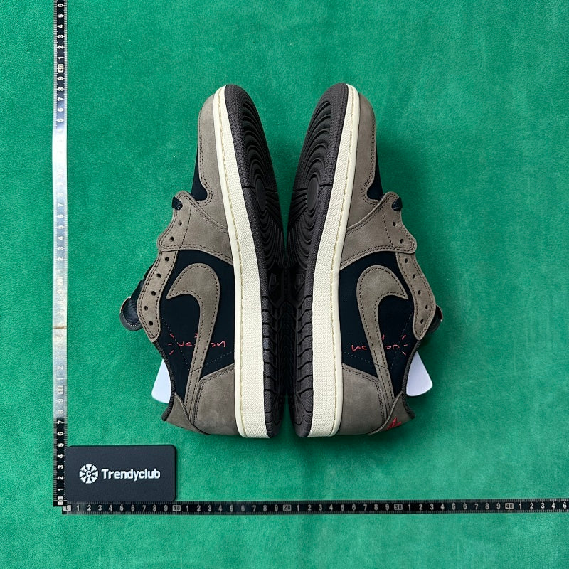 Air Jordan 1
