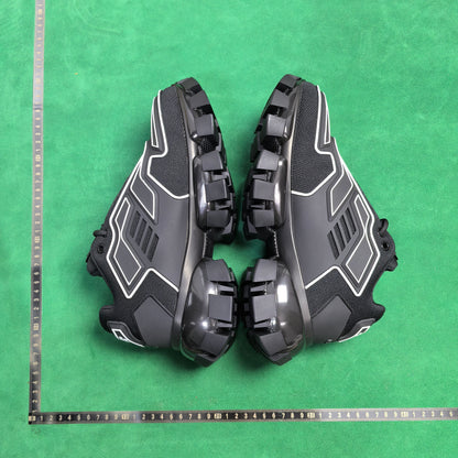 Prada - Cloudburst Thunder