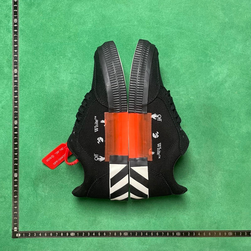 OffWhite - Gym Shoes Lover