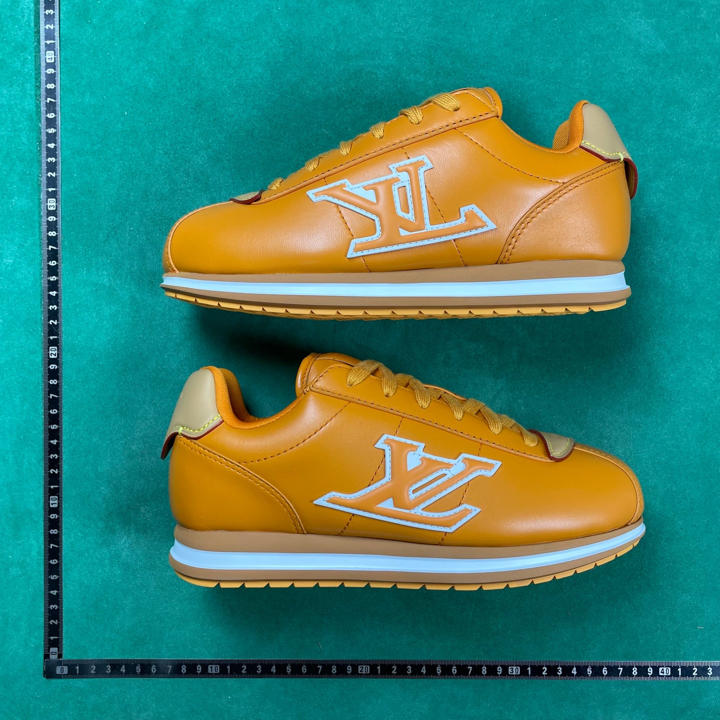 Louis Vuitton - Butter-soft Sneakers
