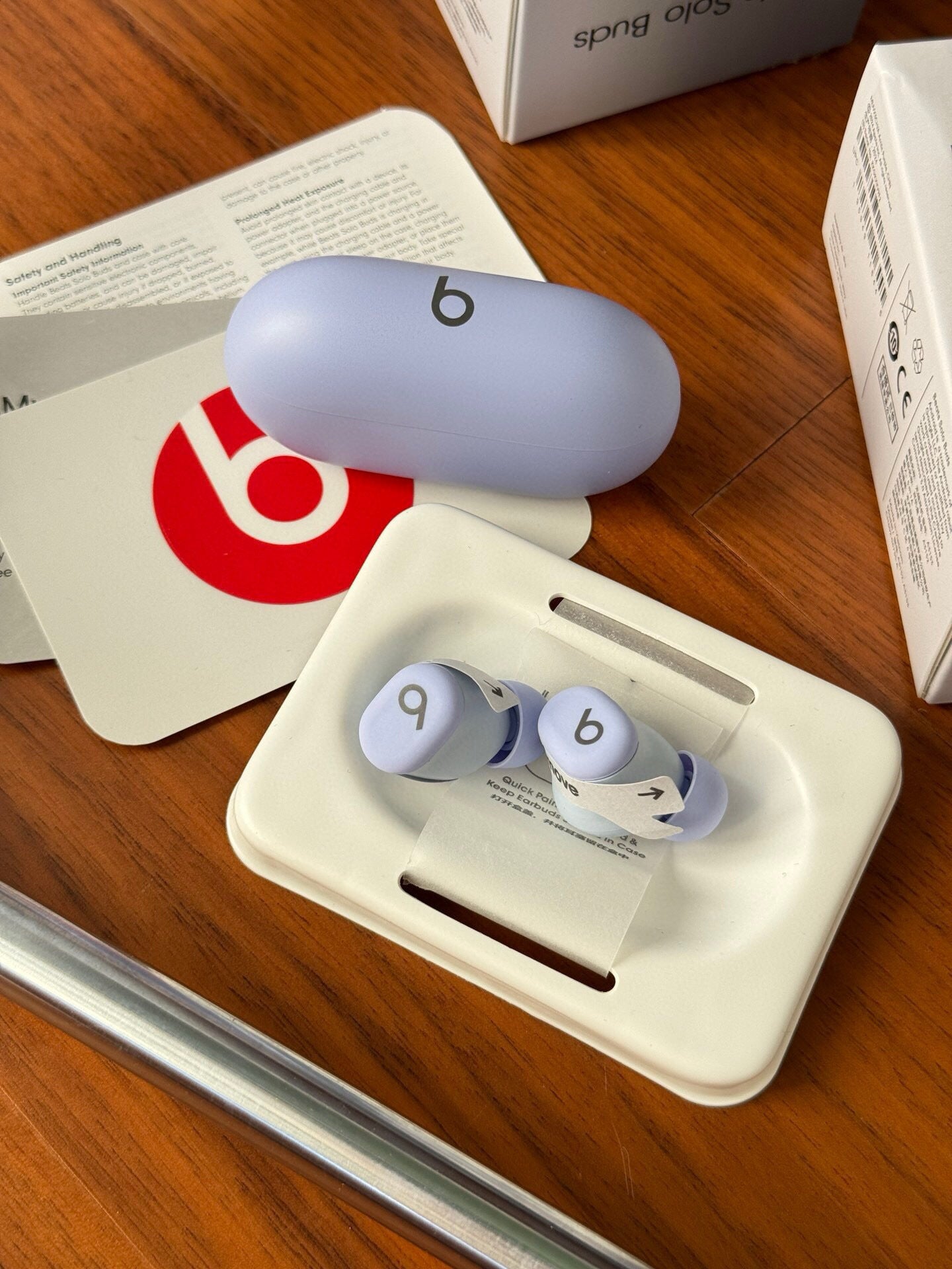 Beats Solo buds