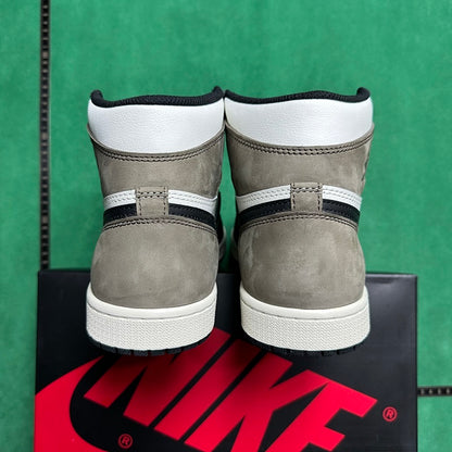 Air Jordan 1