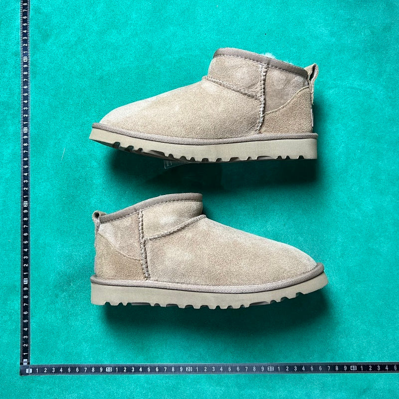 UGG