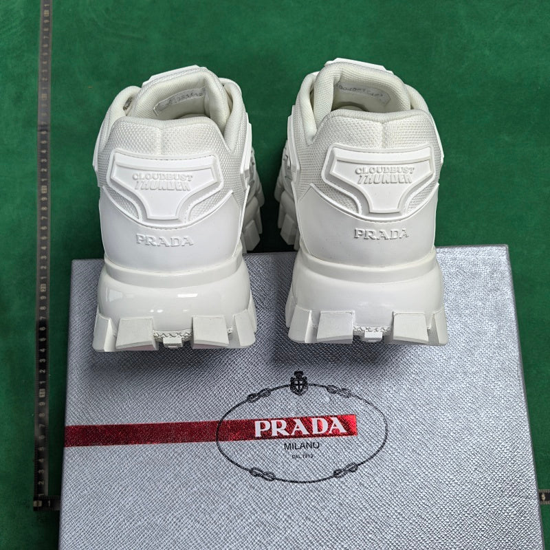 Prada - Cloudburst Thunder