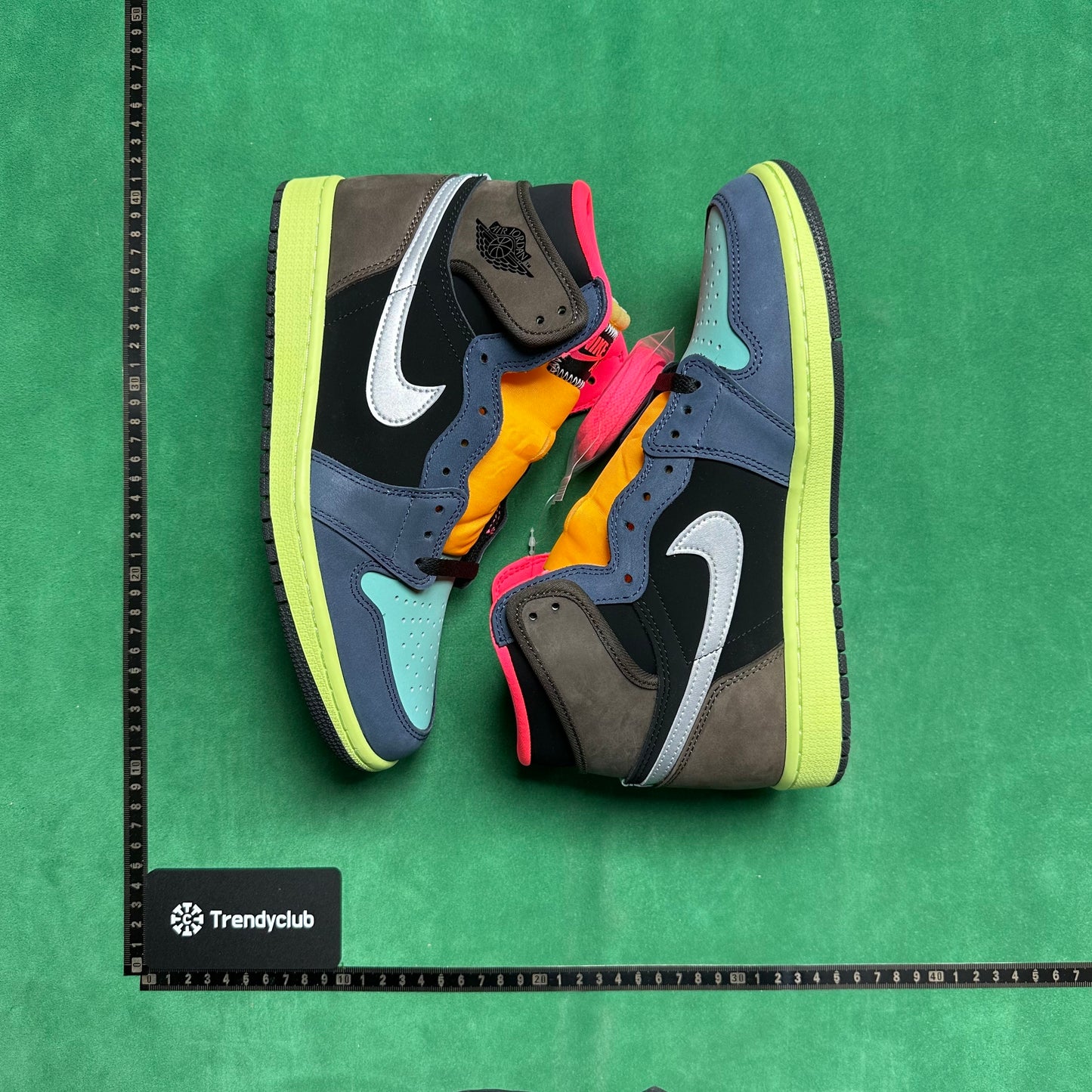 Air Jordan 1