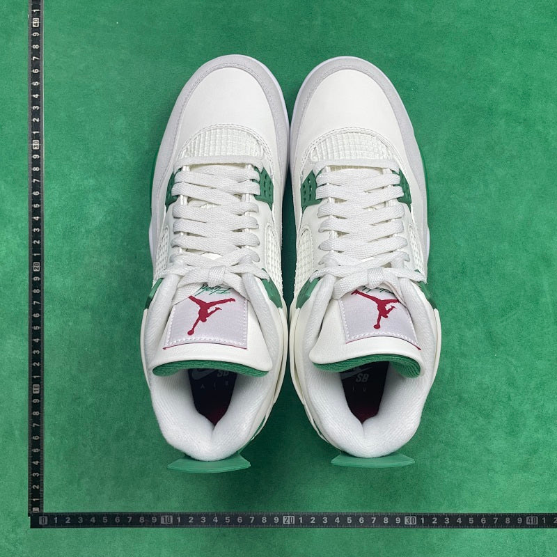 Air Jordan 4 Retro Sp