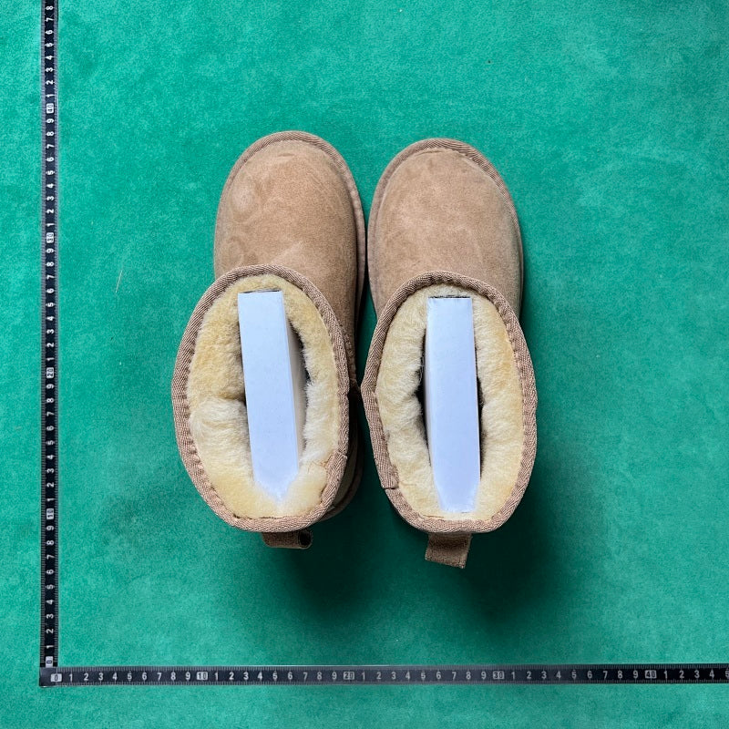 UGG