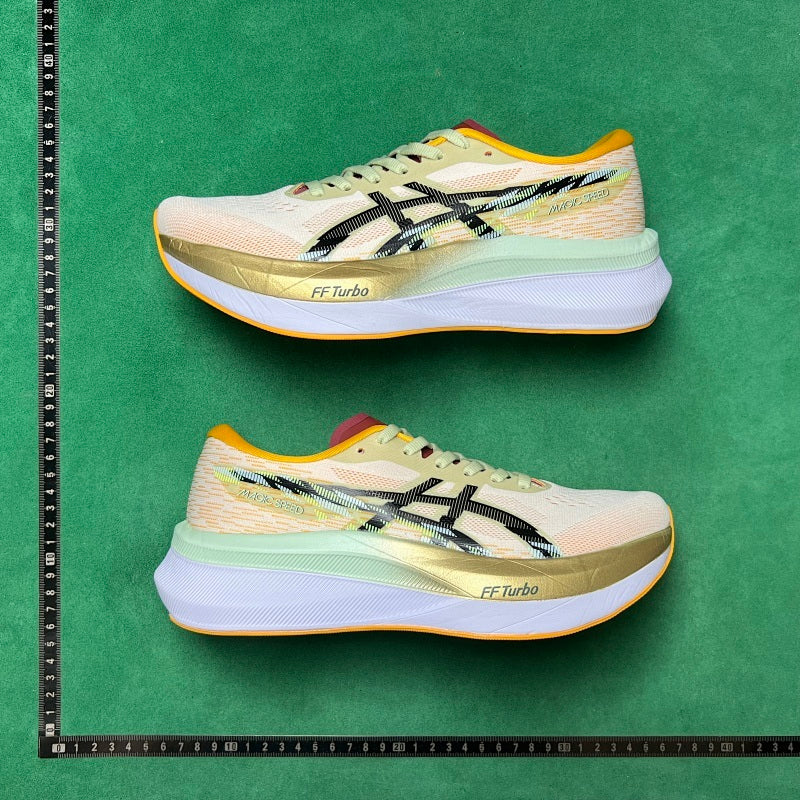 Asics-Magic Speed 4
