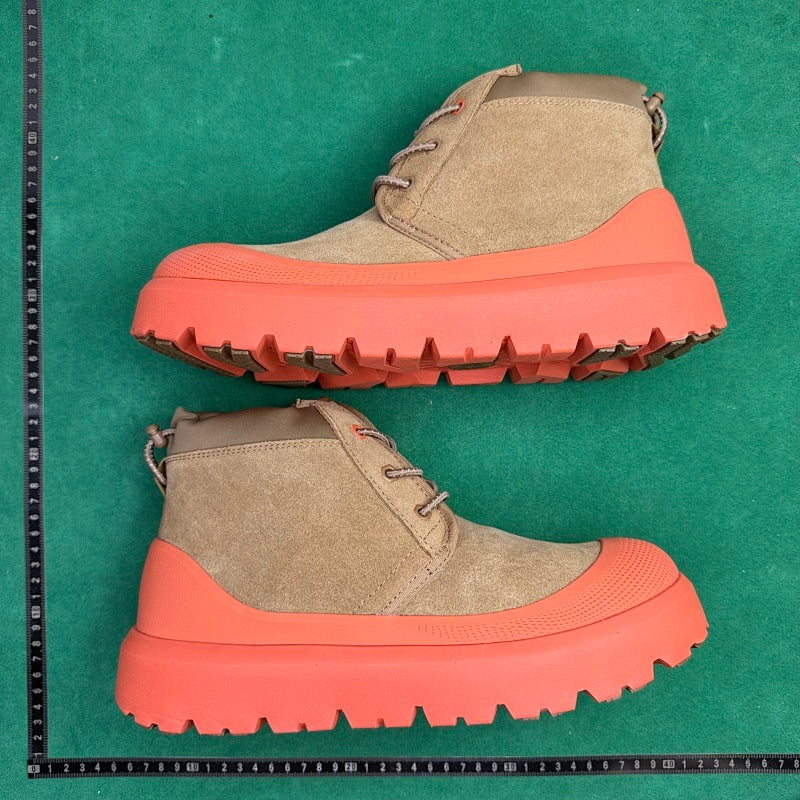 UGG