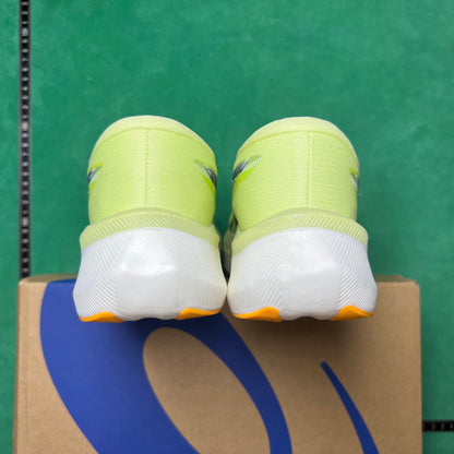 Asics Magic Speed 4