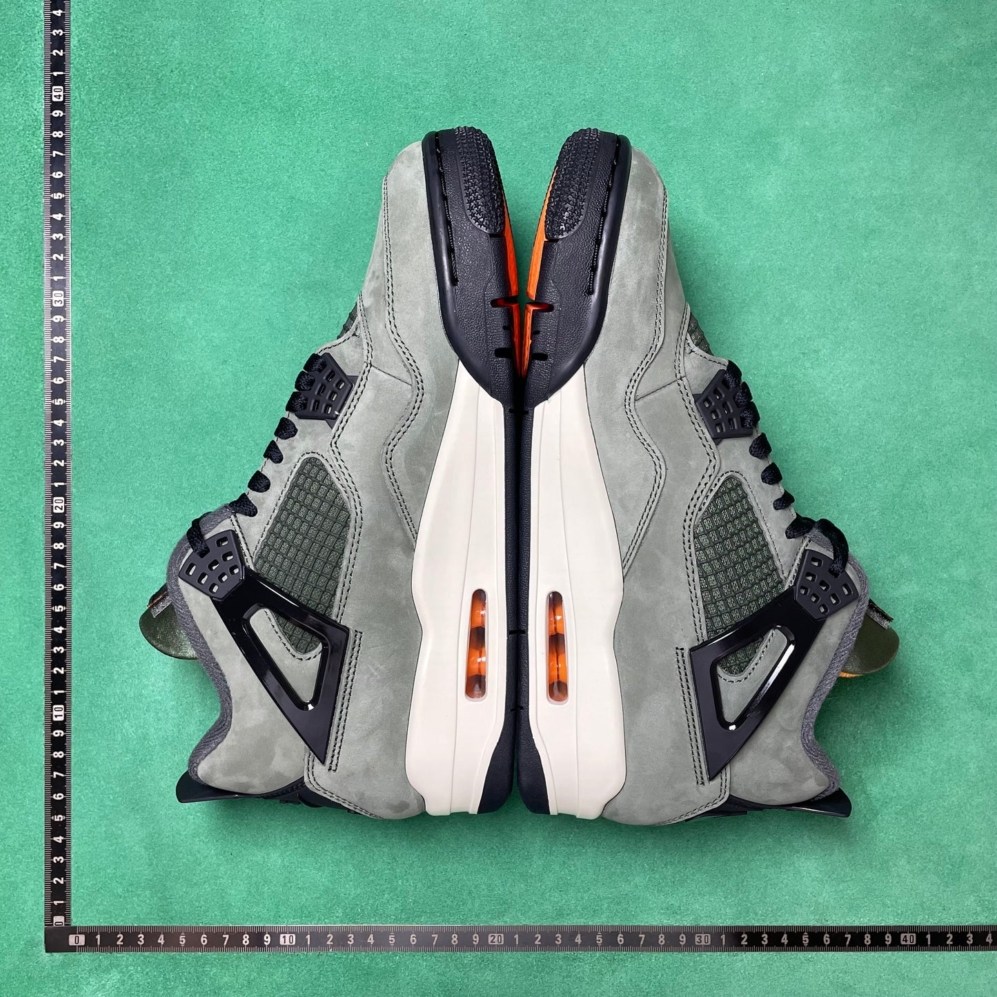 Air Jordan 4 Retro OG SP
