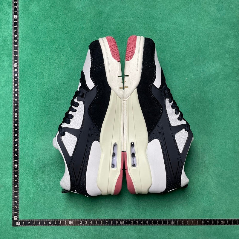 Air Jordan 4 RM
