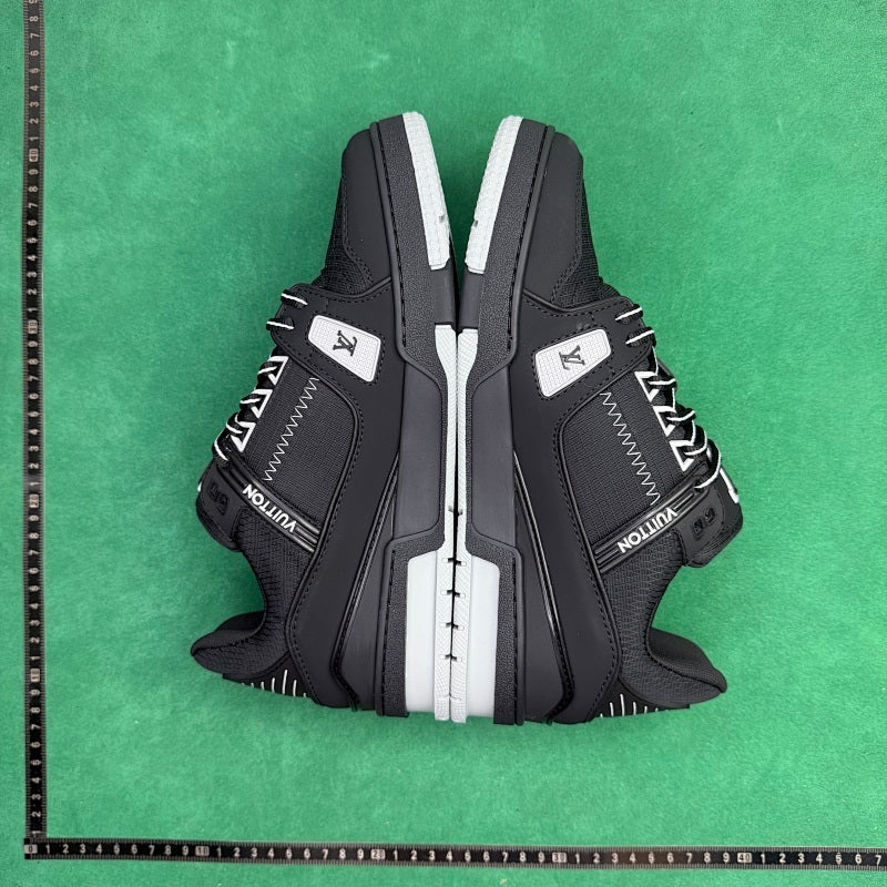Louis Vuitton  - TT Trainer