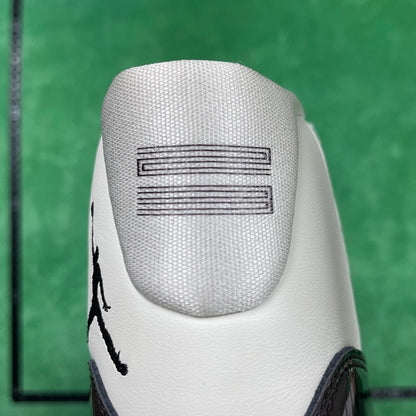 Air Jordan 11 WMNS Retro