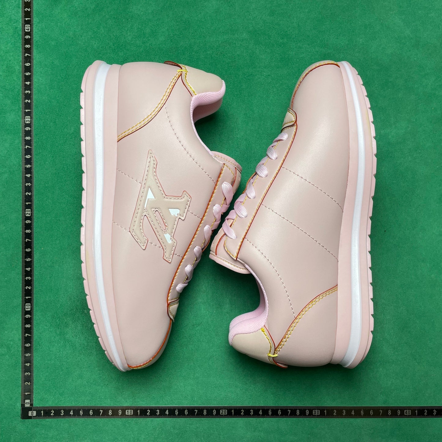 Louis Vuitton - Butter-soft Sneakers