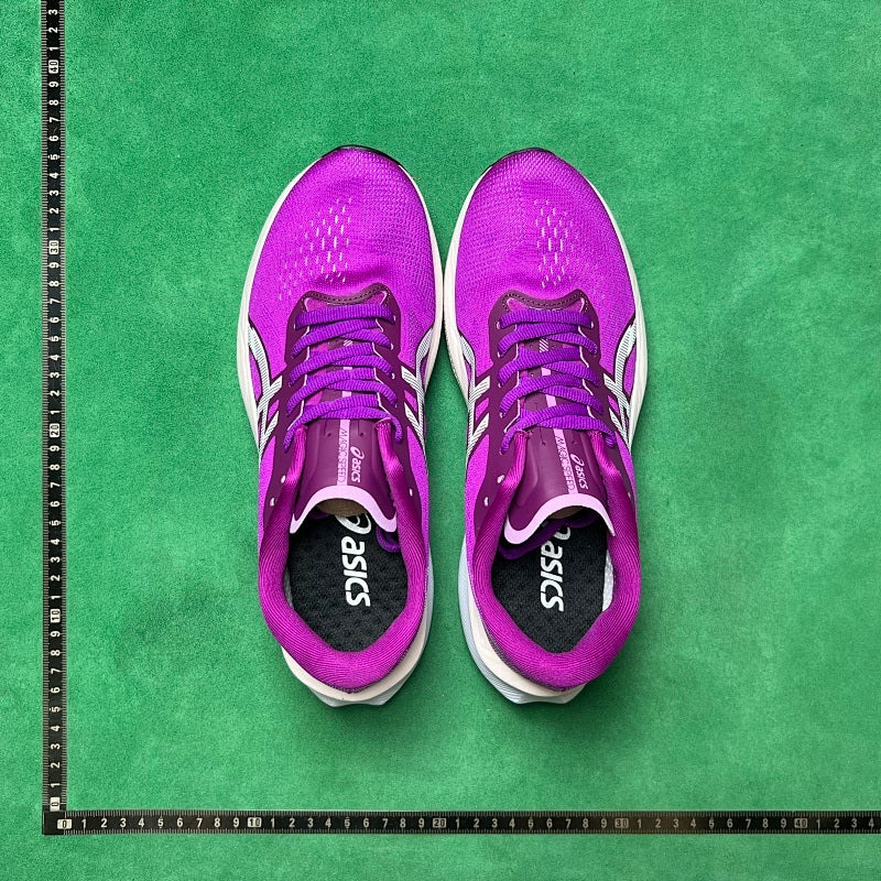 Asics Magic Speed 4