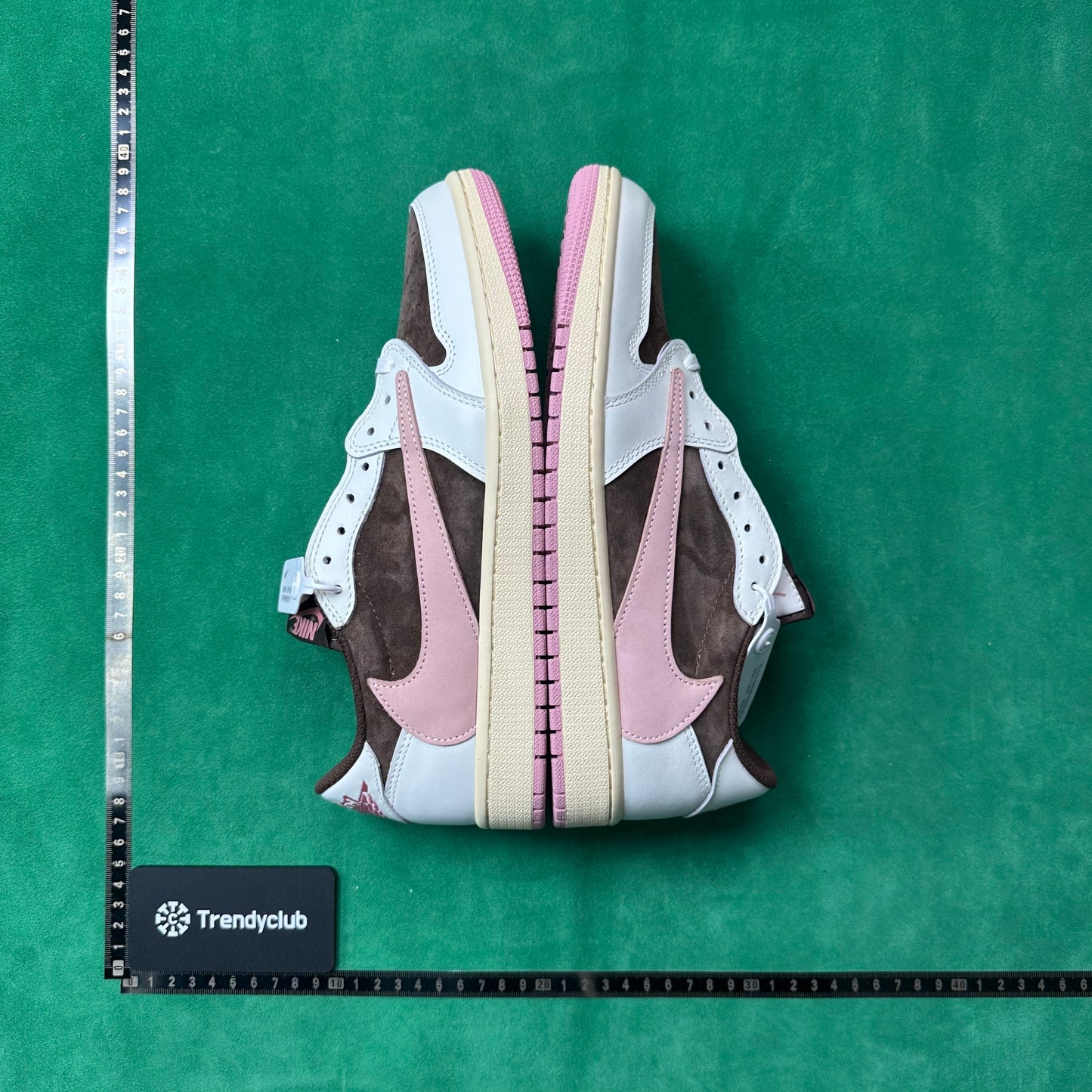 Air Jordan 1