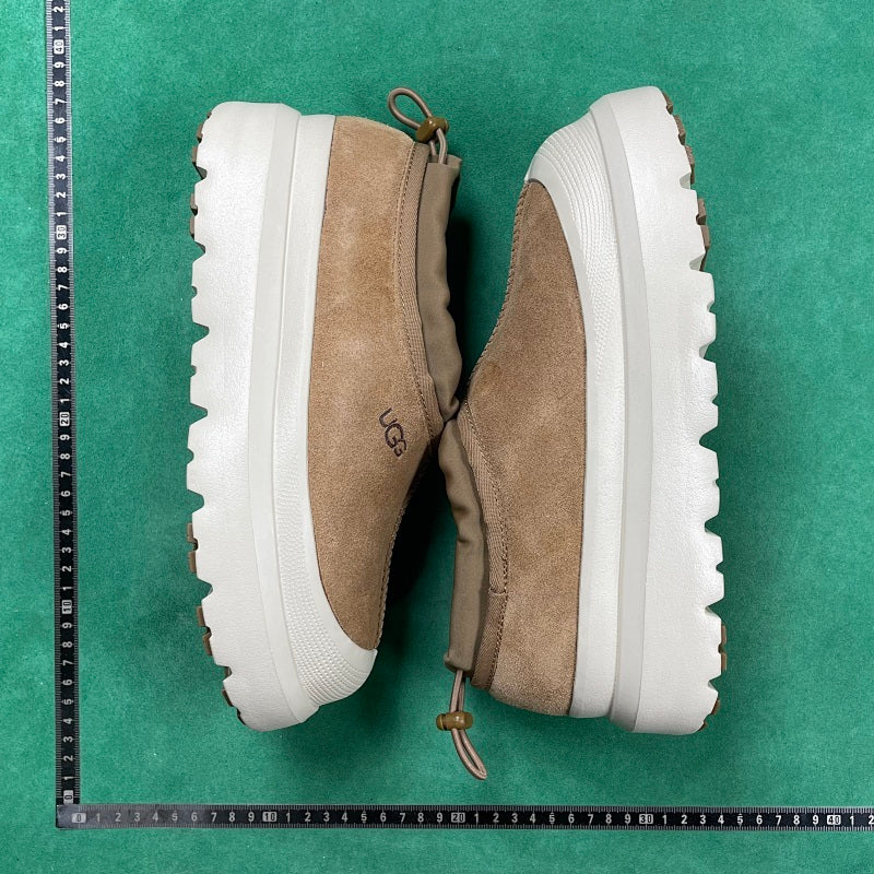 UGG