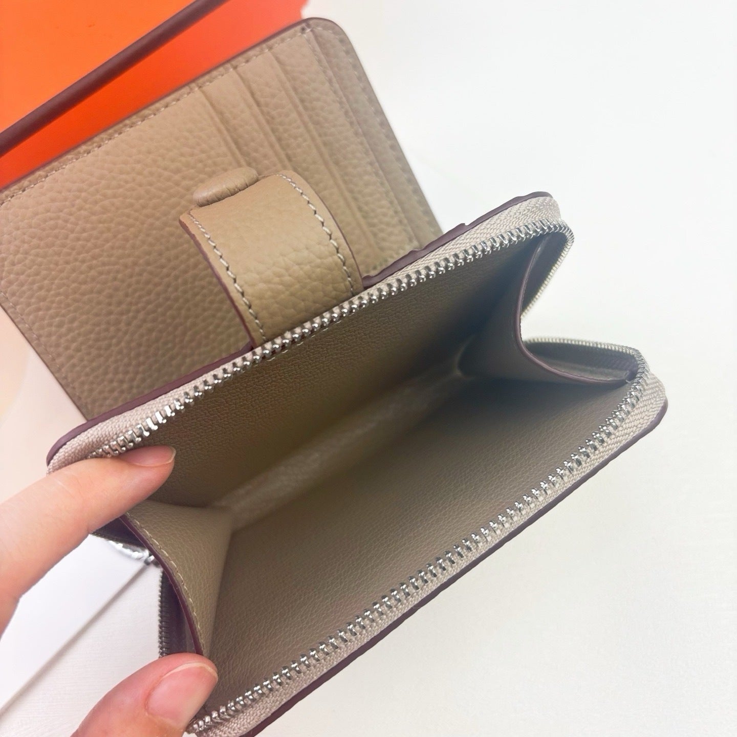 Hermès