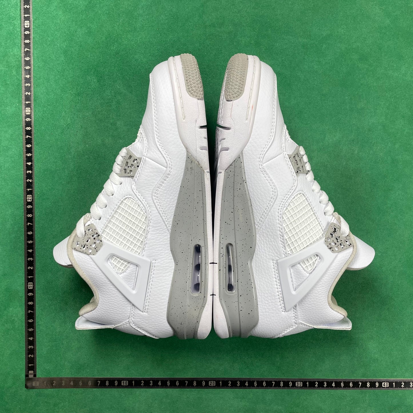 Air Jordan 4 SE