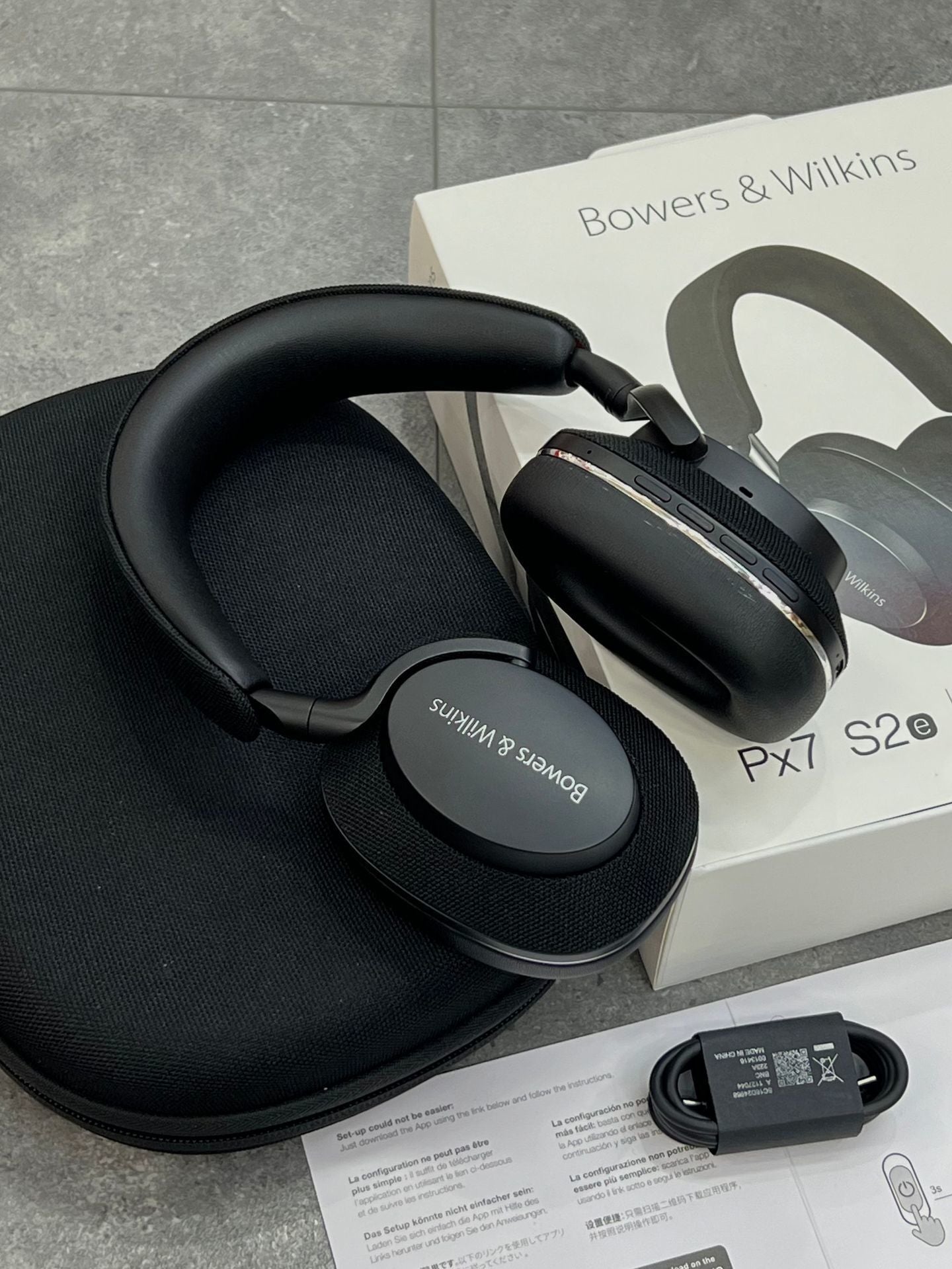 Bowers & Wilkins Headphone