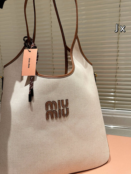 MiuMiu