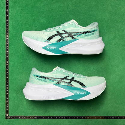 Asics Magic Speed 4