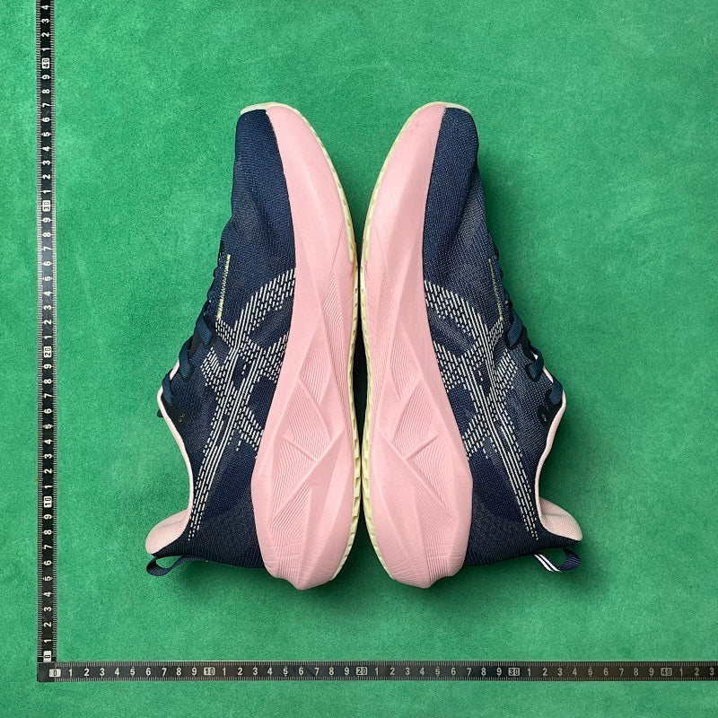 Asics Novablast 5