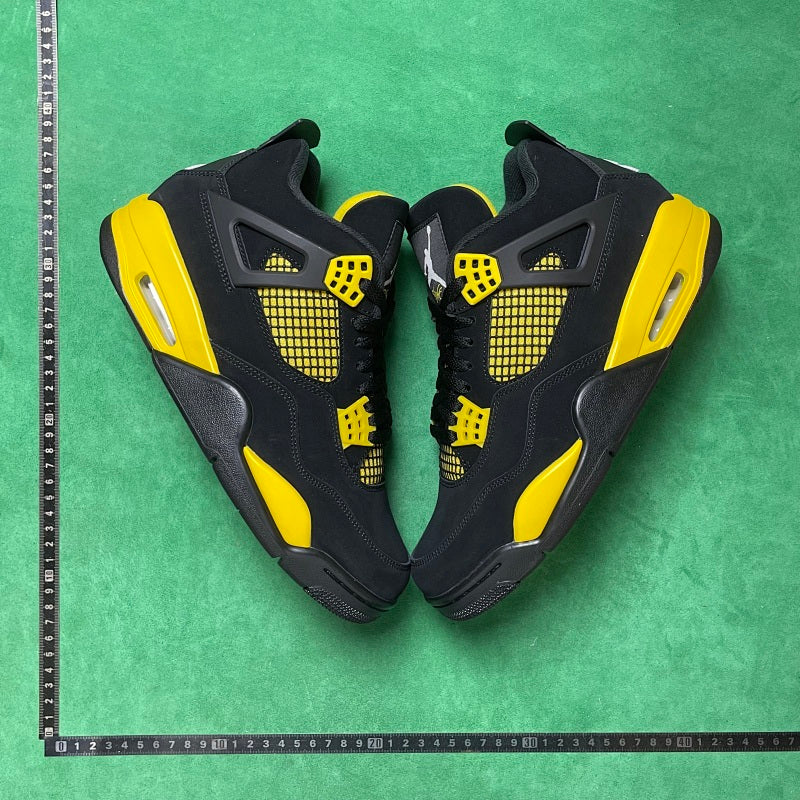 Air Jordan 4 retro