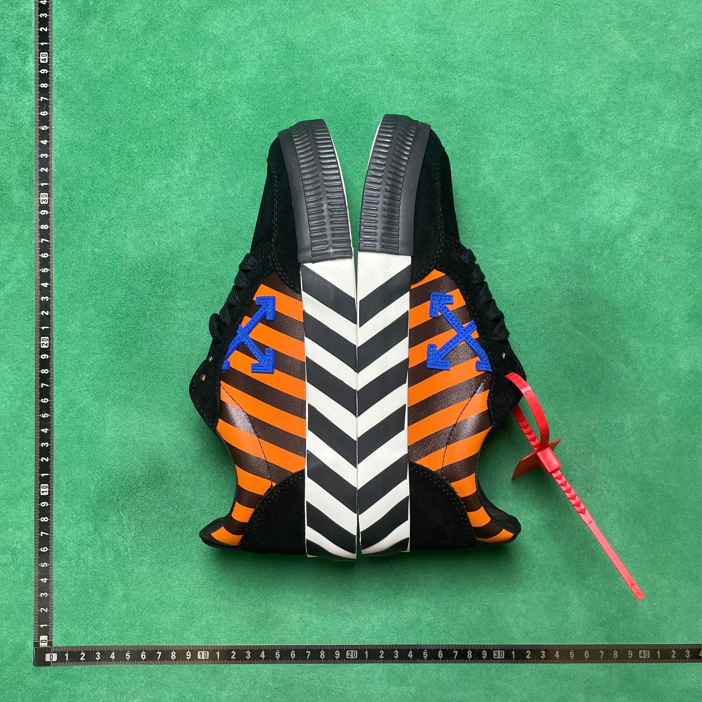 OffWhite - Gym Shoes Lovers